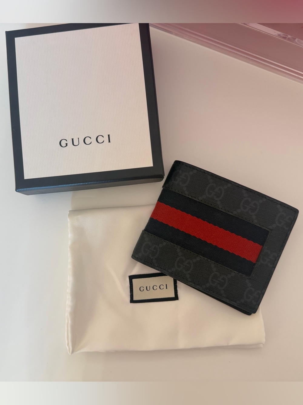 Authentic Men’s Gucci Wallet